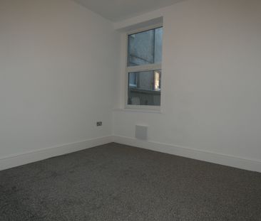 Moore Street - Photo 4