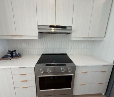 For Lease - 120 Avani Avenue, Markham, Ontario - Photo 4