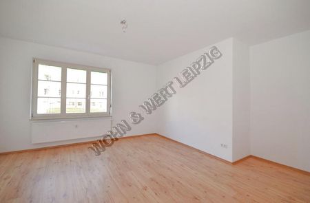 LÖßNIG / Kriemhildtsraße 13 - Photo 3