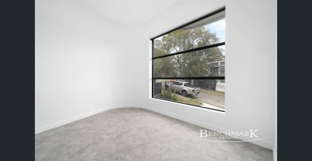 PERFECT LOCATION - Photo 3