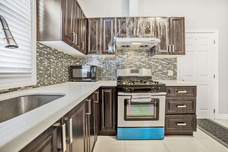 For Lease - 10 Nineteenth Street Unit# Back Unit, Toronto, Ontario - Photo 5