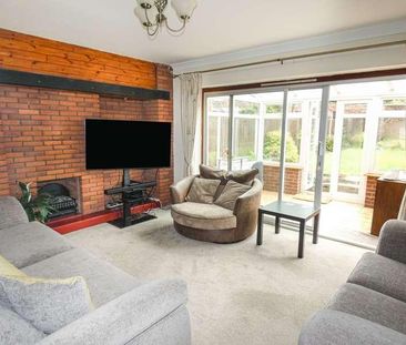 Stephenson Close, Glascote, B77 - Photo 2