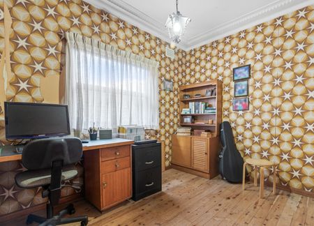 5 Fryer Avenue, Wentworthville NSW 2145 - House For Rent | Domain - Photo 5