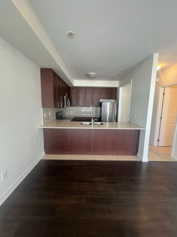 For Lease - 9601 Jane Street Unit# 10, Vaughan, Ontario - Photo 3