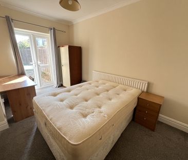5 bed house to rent in Cardigan Road, BH9 - Photo 5