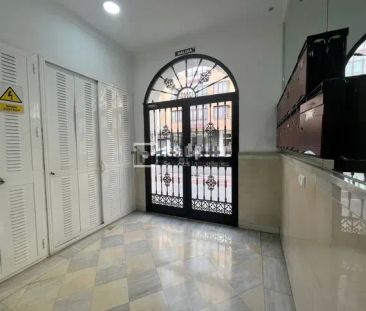 Alquiler de piso en Calle Enrique Scholtz - Photo 1