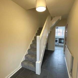 4 bedroom property to rent in Liverpool - Photo 1