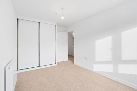 2 bedroom terraced house to rent - Photo 4