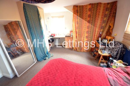 44 Hartley Avenue, Leeds, LS6 2LP - Photo 3