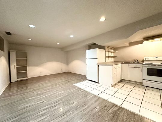 For Lease - 382 Elgin Mills Road, Richmond Hill, Ontario - Photo 1