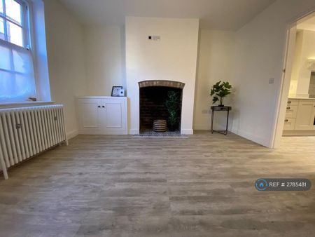 2 bedroom terraced house to rent - Photo 3