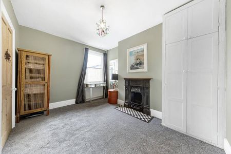 5 bedroom terraced house to rent - Photo 5