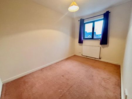 3 bedroom House To Let - Photo 3