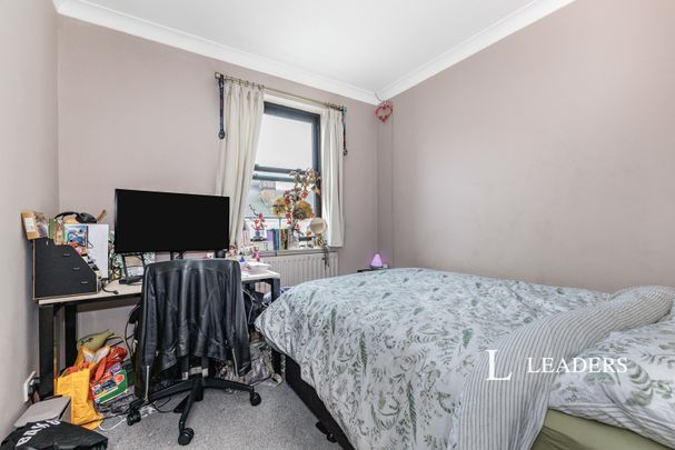 2 bedroom apartment to rent Fife Road, Kingston upon Thames, KT1 - Photo 1
