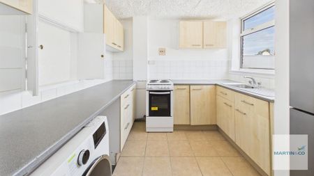 3 bedroom apartment to rent - Photo 5