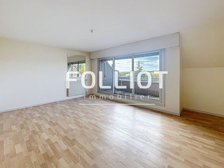 A louer - Appartement 5 Pièces à Fougères - Réf.2518CV - Photo 2