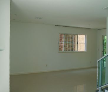 LUCIANO CAVALCANTE - CASA - PLINIO MONTEIRO, 50 CS 04 LARES SAN PIETRO - Photo 1