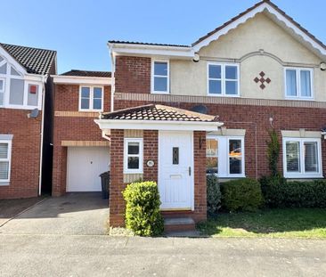 4 bedroom semi-detached house to rent - Photo 3