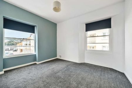 Marina Court, Powderham Terrace, Teignmouth, TQ14 - Photo 2