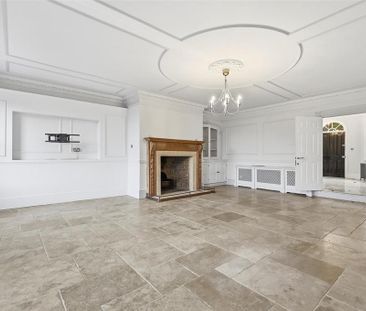 4 bedroom manor house to rent - Photo 2