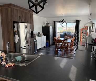 Grand 5 1/2 à Louer - Photo 2