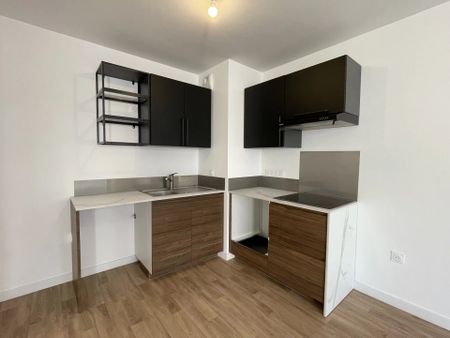 Location Appartement 2 pièces 42m² TOURS 37000 - Photo 4