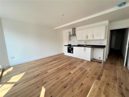 London Road, Westcliff-On-Sea - Photo 5