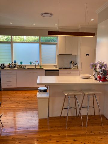 Castle Cove - Photo 2
