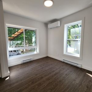 4 ½ RÉNOVÉ À LOUER – 1195$/MOIS – DISPON - Photo 2