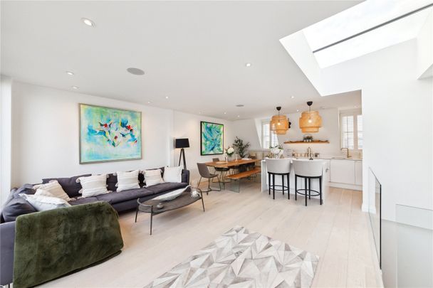 St Stephens Gardens, Notting Hill, W2, London - Photo 1