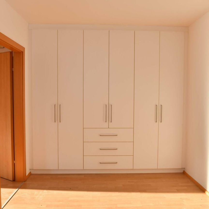 St. Peter- Neue Welt Höhe: 2-Zimmerwohnung mit Terrasse und Gartenanteil. - Foto 1