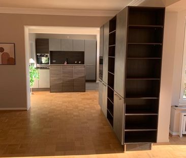 Sonnige 3,5 Zimmer Wohnung in Essen Rüttenscheid. - Photo 2