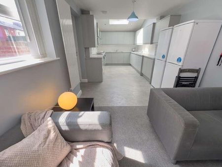 Ashfield, L15 - Photo 4