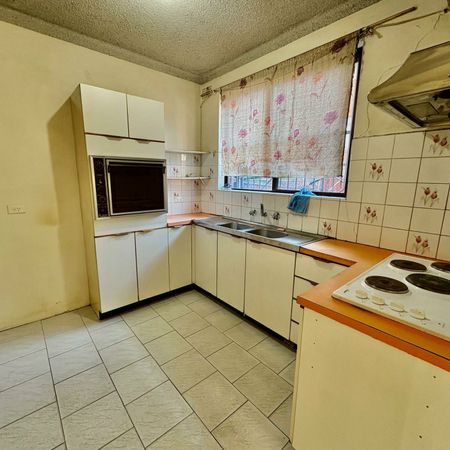 2/28 Hill Street, Cabramatta NSW - Photo 3