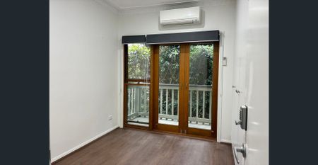 PARTLY SHARED - MODERN TERRACE WITH PERFECT LOCATION - Photo 3