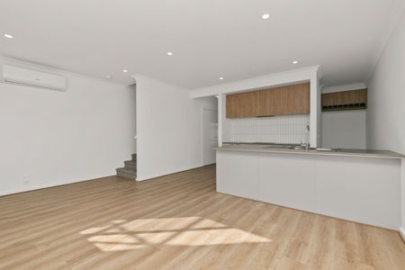 Low Maintenance Living! - Photo 4