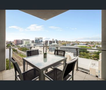 1113/161 Grey St, South Brisbane, Qld 4101 - Photo 2