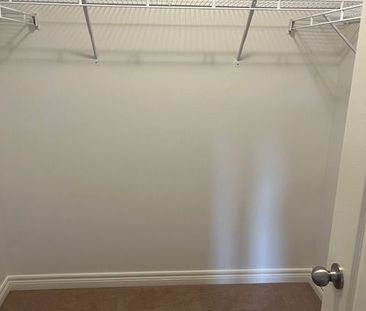 For Lease - 20 Ridgehaven Court Unit# Upper, Brampton, Ontario - Photo 2