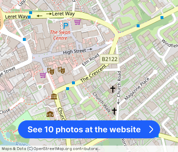 The Crescent, KT22 - Photo 1