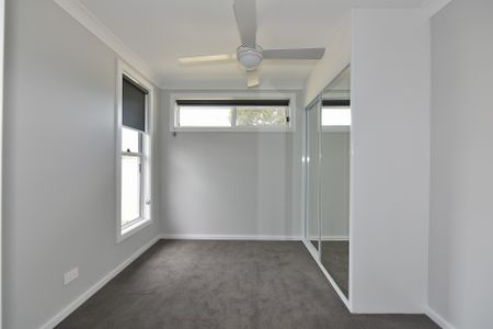 Well Appointed Duplex - Photo 5