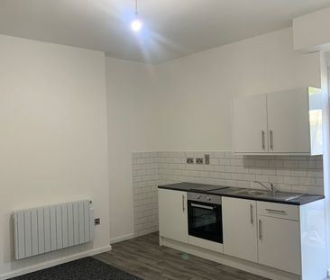 Room in a Shared House, Mary Road, B33 - Photo 2