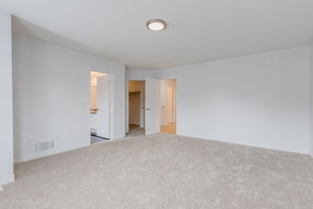 For Lease - 39 Hermitage Boulevard, Markham, Ontario - Photo 2