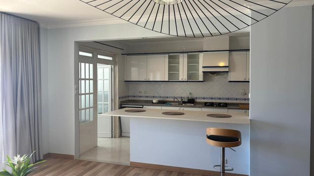 3 Bedroom Apartment with parking, Bairro do Rosário, Cascais - Photo 1