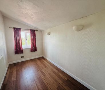 3 bedroom end of terrace house to rent - Photo 6