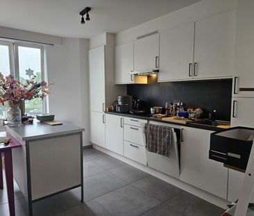 Gerenoveerd appartement met 2 slaapkamers - Foto 4