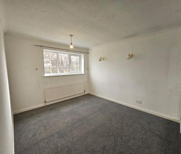 3 bedroom detached house to rent - Photo 2