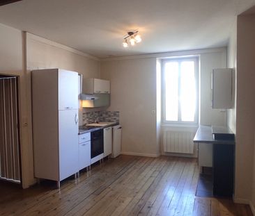Location Appartement 4 pièces 88m² ARGENTON SUR CREUSE 36200 - Photo 1