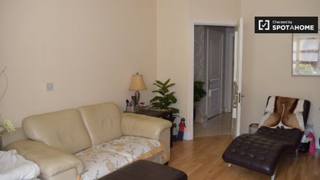 Cozy room in 3-bedroom houseshare in Clonsilla, Dublin - Photo 3