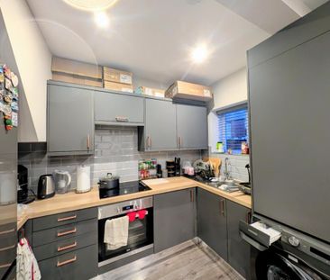 2 bedroom terraced house to rent - Photo 5