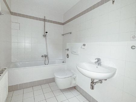 Geräumige 2-Raum-Wohnung mit offenem Wohnkonzept - Photo 4